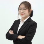 ครูณัฏฐนิช อยู่สายบัว